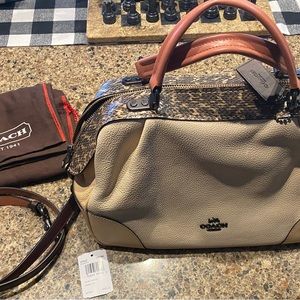 NWT coach satchel bag with removable shoulder strap